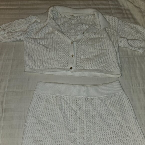 SET By Anthropologie Beach Crochet Sweater Mini Skirt and Sweater Top - Picture 7 of 8